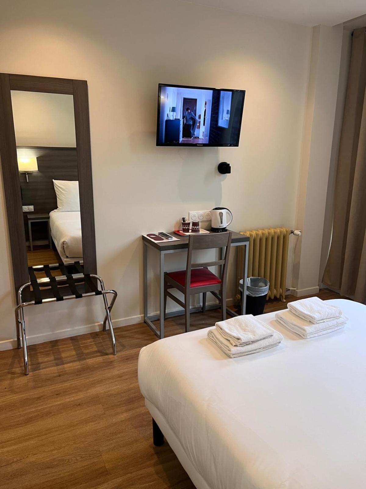 Hipotel Voltaire Bastille 3* Parigi