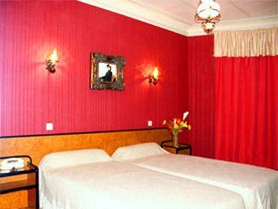 Hipotel Voltaire Bastille 3* Parigi