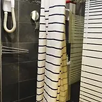 Hotel Hipotel Voltaire Bastille Paris