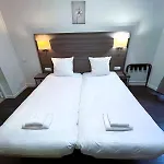 Hipotel Voltaire Bastille 3*