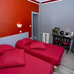 Hipotel Voltaire Bastille Hotel Paris