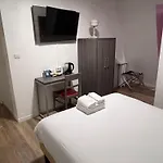 Hipotel Voltaire Bastille Hotel Paris