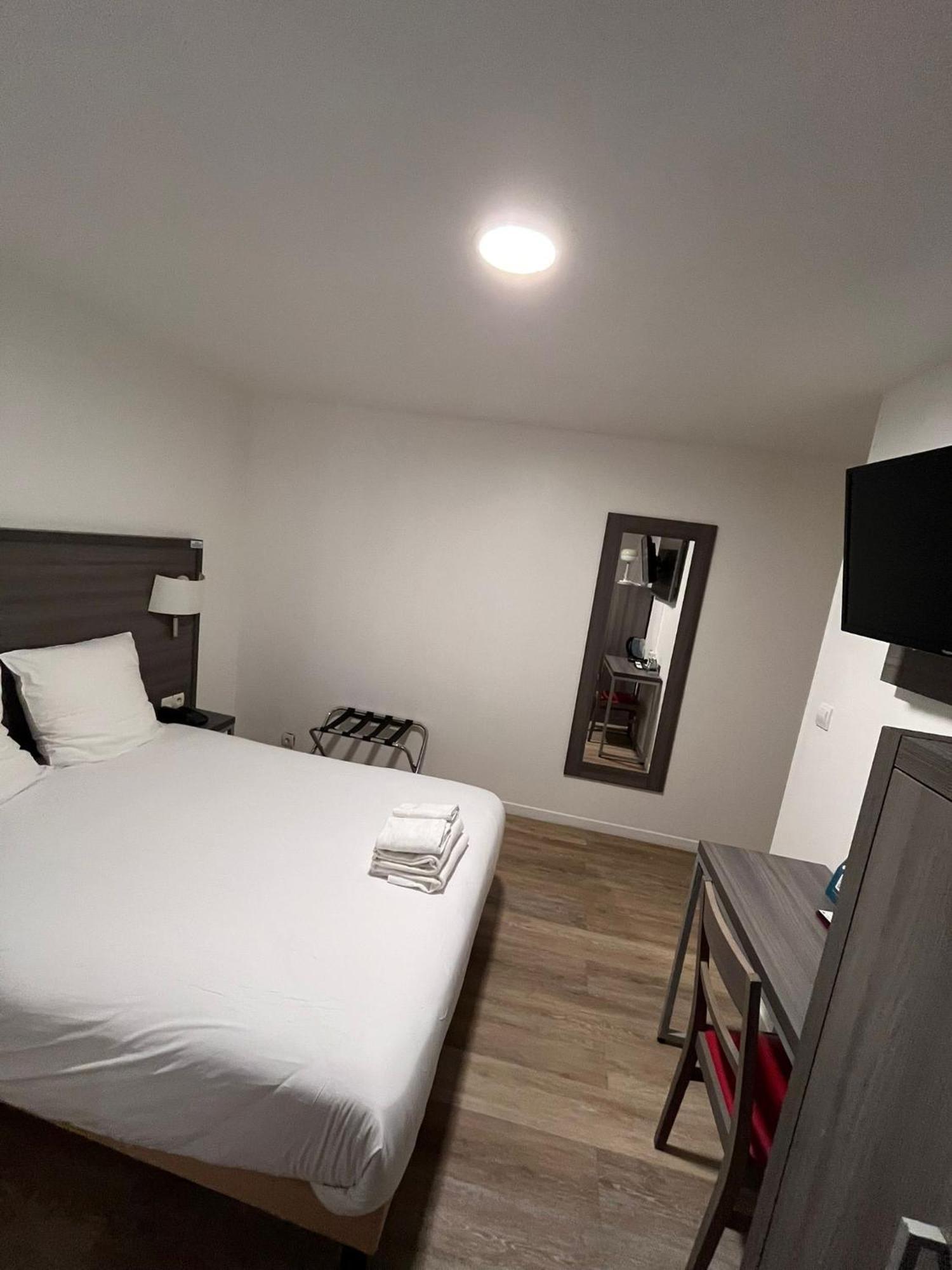 Hipotel Voltaire Bastille