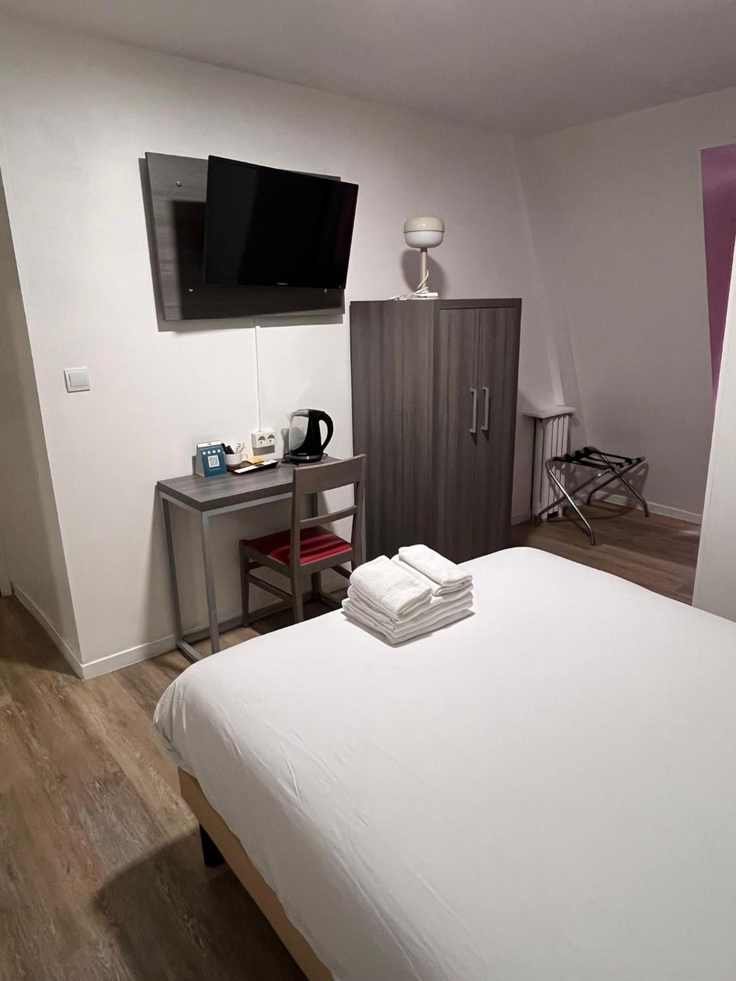 Hipotel Voltaire Bastille Hotel Parigi